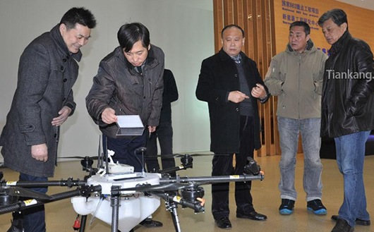 介紹天康鋰電池無人機 介紹天康鋰電池無人機